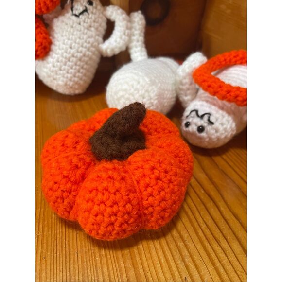 BOO! Ghost Halloween Decor - Picture 5 of 5